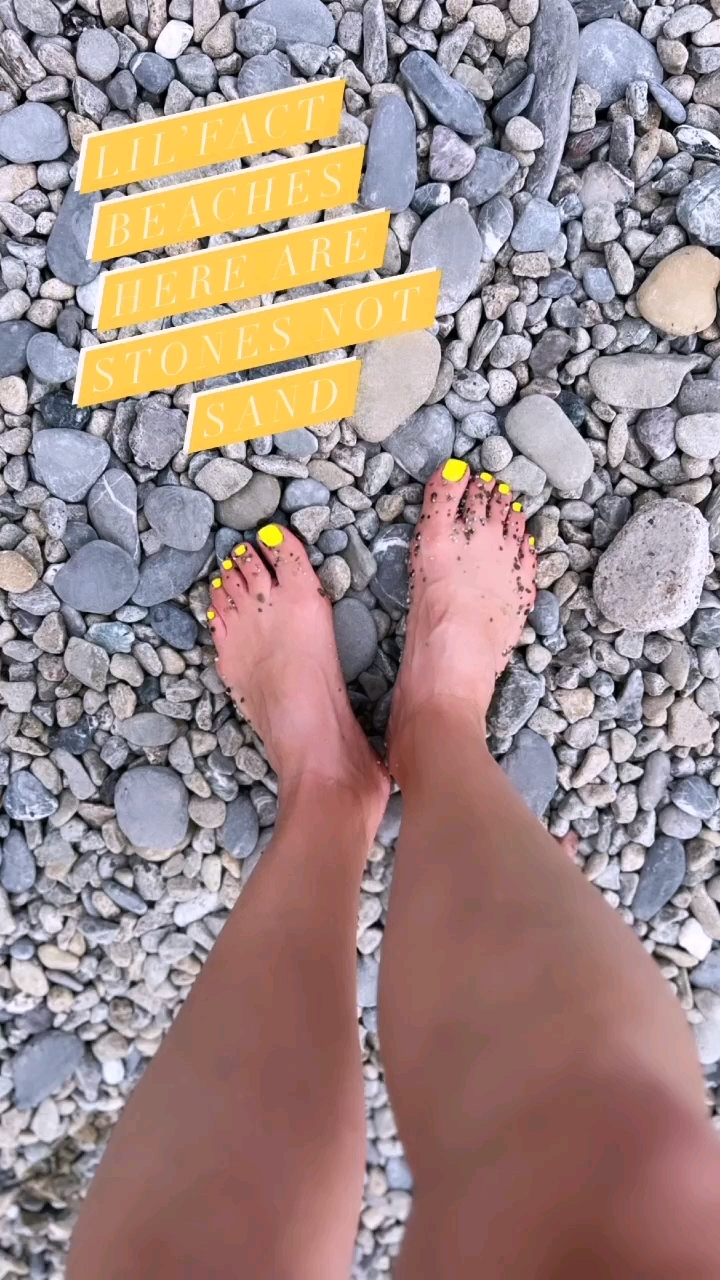 Erin Karpluk Feet